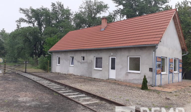 Mohácson Duna kapcsolatos kiváló fekvésű ipari telek – 3. ingatlanfotó