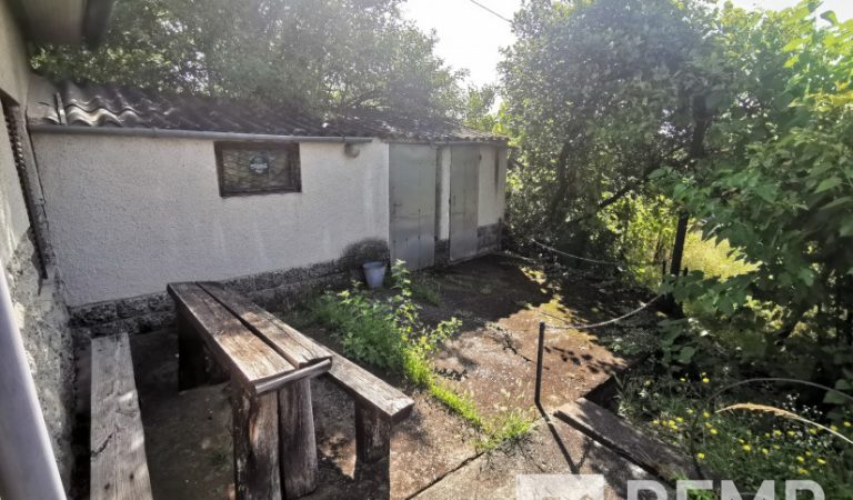 Eladó csodás mecseki panorámával rendelkező zártkerti kis ház! – 3. property photo