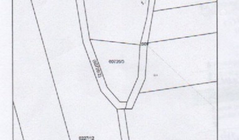Kispostavölgy végénél eladó 1401nm-es telek. – ingatlanfotó