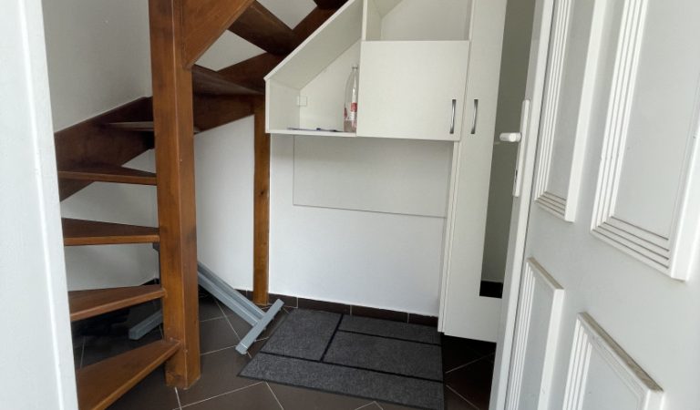 Modern Apartment for Sale in Downtown Pécs – 1. property photo
