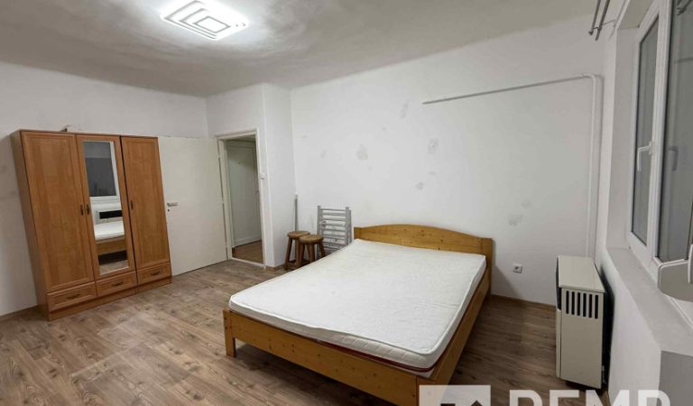 Panorámás garzon Pécsen – alakítsd saját ízlésed szerint! – 1. property photo