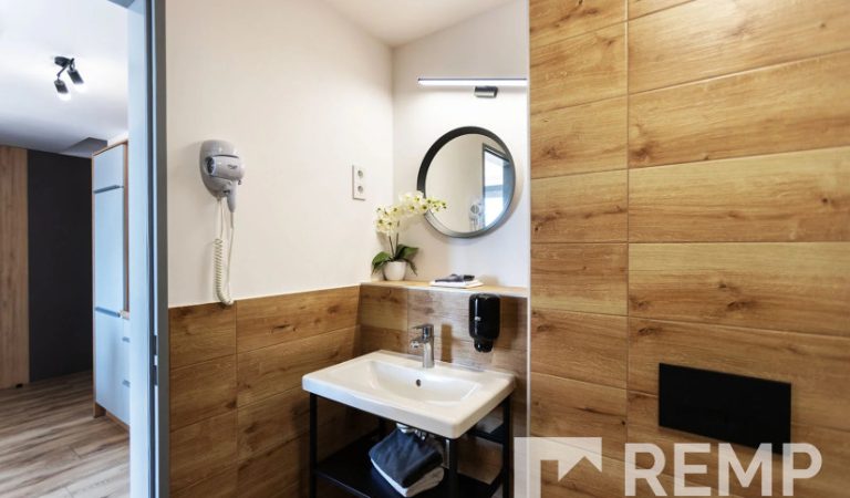 Exkluzív apartman kiadó rövid és hosszú távra Pécs egyik legkülönlegesebb szállodájában! – 3. ingatlanfotó