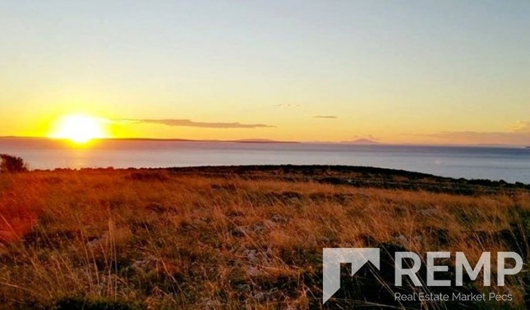 Eladó teljes tengeri panorámás telek! – 1. ingatlanfotó