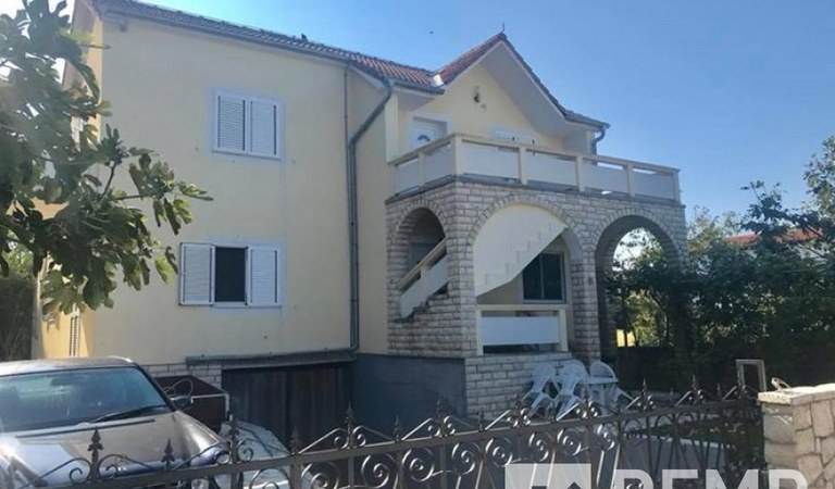 Eladó 3 szintes Ház Vir szigeten – 1. ingatlanfotó