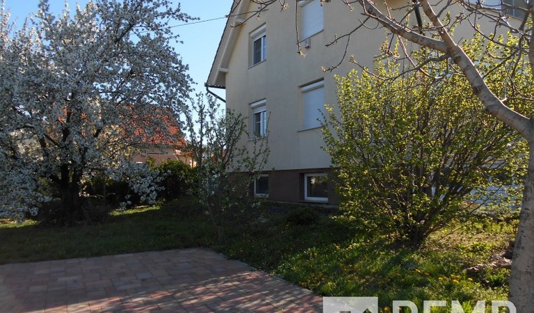 Örök panorámás családi ház eladó! – 1. ingatlanfotó