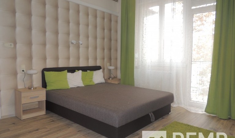 Beautiful, renovated, 2 bedrooms flat for rent in City center – 3. property photo