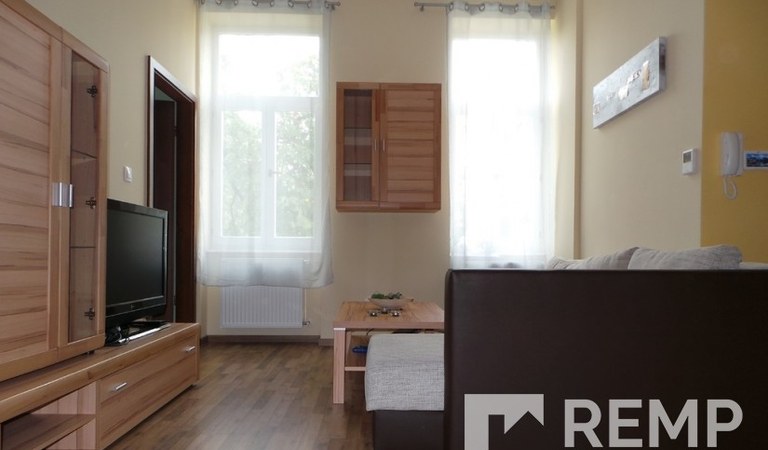 Pécs belvárosában újszerű lakás garázzsal kiadó! – 2. ingatlanfotó