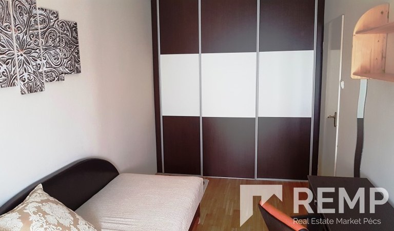 Egyetemvárosi 1,5 szobás klímás lakás kiadó! – 1. ingatlanfotó