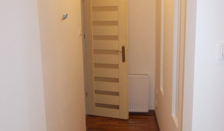 Kiadó a Belvárosban 2 szobás felújított lakás – 3. ingatlanfotó