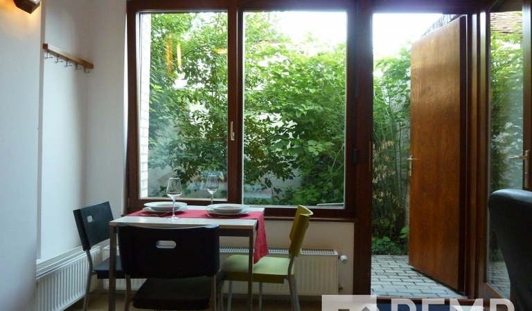 Studio apartment for rent close to POTE! – 1. property photo
