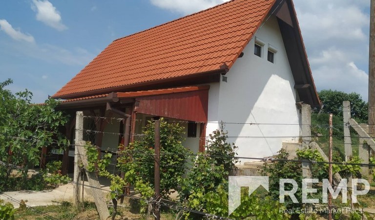 Csodás Mecseki környezetben panorámás kis ház telekkel eladó! – 1. ingatlanfotó