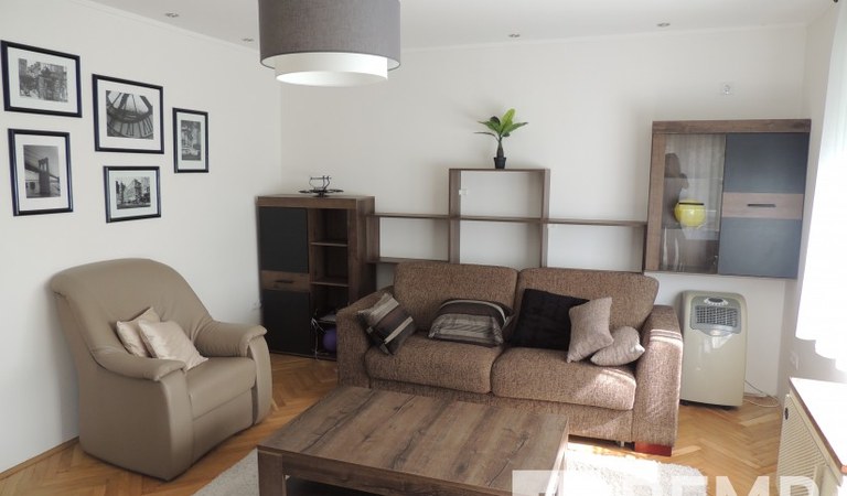 2 bedroom flat for rent in Mecsek close to the down town and university! – 1. property photo
