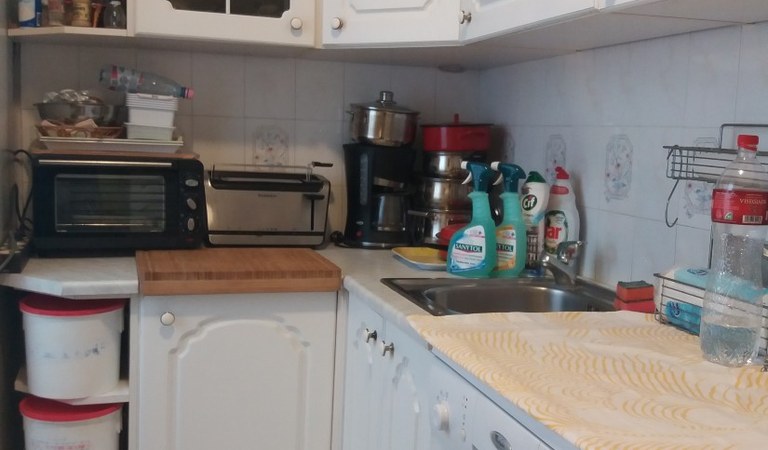 Kertvárosban 2 szobás, erkélyes lakás eladó! – 1. property photo