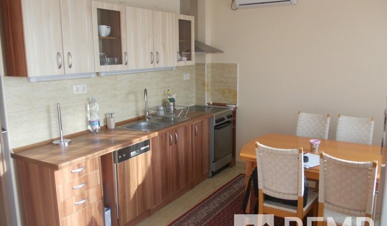 Kiadó Lakás az egyetemhez közel – 1. property photo
