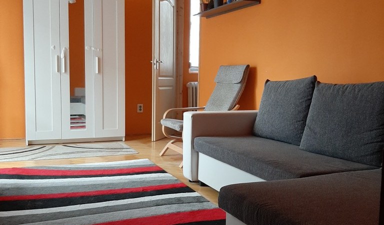 3 szobás, erkélyes, második emeleti lakás eladó Uránvárosban! – 1. ingatlanfotó