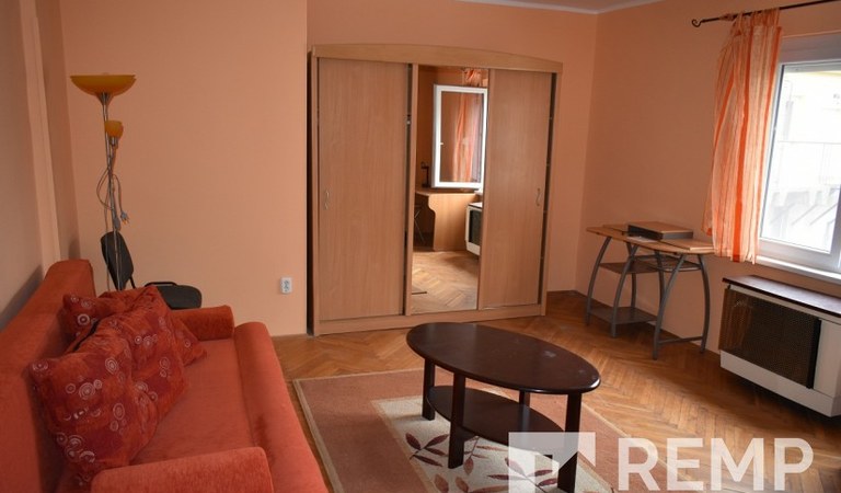 Pécsett a Jogi Egyetemmel szemben kiadó lakás. – 1. property photo