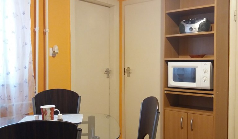2 bedroom flat for rent in city center – 1. property photo