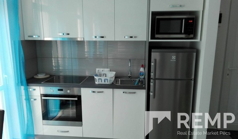 Kiadó új építésű lakás az Alkotmány utcában – 2. property photo