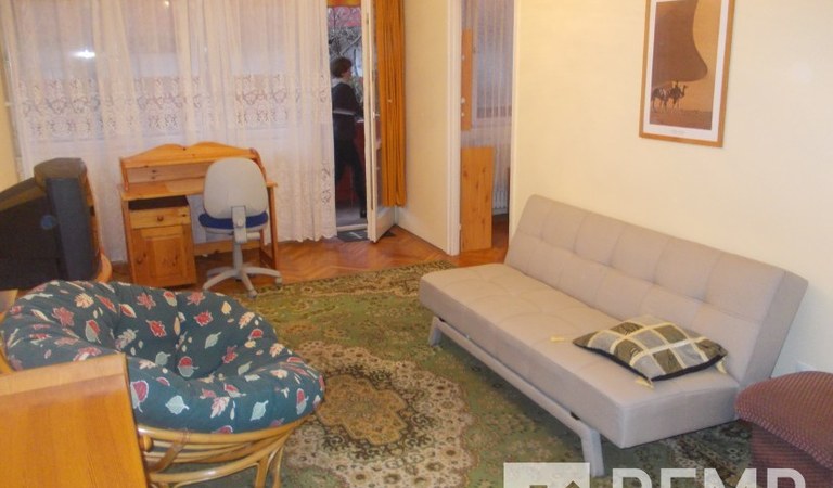 Kiadó a Belvárosban, az egyetemhez közel 2 szobás lakás – 1. ingatlanfotó