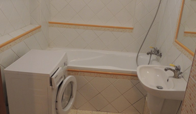 Egyetemváros szíveben 2 szobás,48 m2-es, 2 szobás, téglalakás eladó! – 3. ingatlanfotó