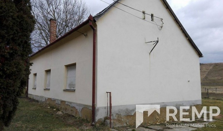 Családi ház eladó – 2. ingatlanfotó