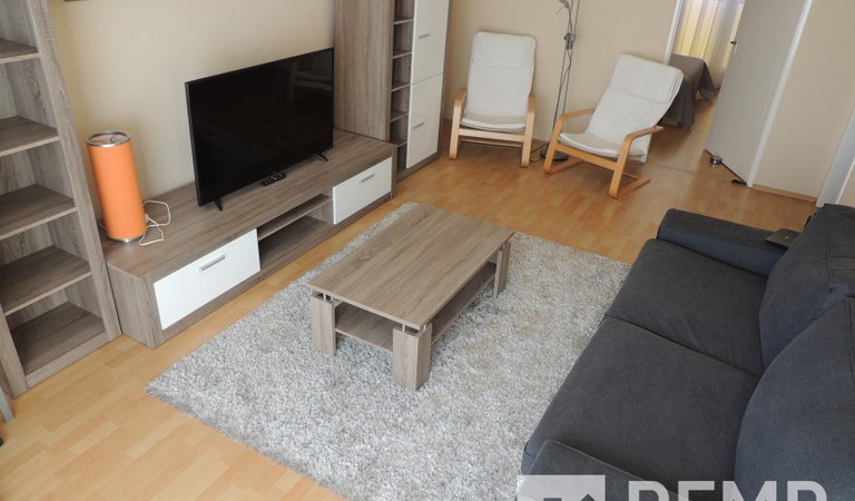 Pécsett, Egyetemvárosban, lakás kiadó! – 1. ingatlanfotó