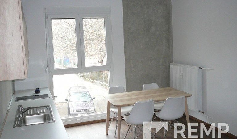 Kiadó felújított 1,5 szobás lakás a POTE mellett – 1. ingatlanfotó