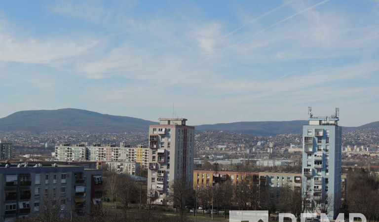 Pécsett, Kertvárosban eladó egy 40 nm-es lakás – 1. ingatlanfotó