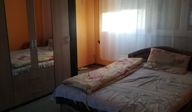 Pécsett, Kertváros frekventált részén, lakás eladó! – 1. ingatlanfotó