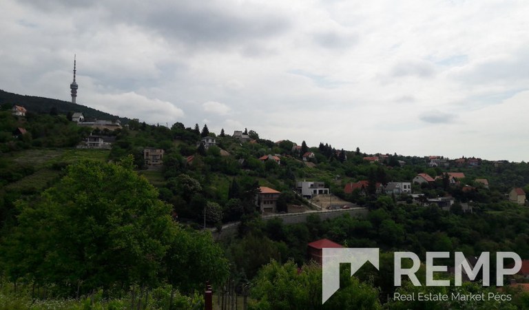 Örök panorámás építési telek eladó a Donátusi városrészben! – 1. ingatlanfotó