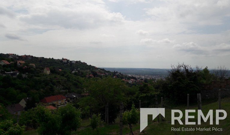 Örök panorámás építési telek eladó a Donátusi városrészben! – 3. ingatlanfotó