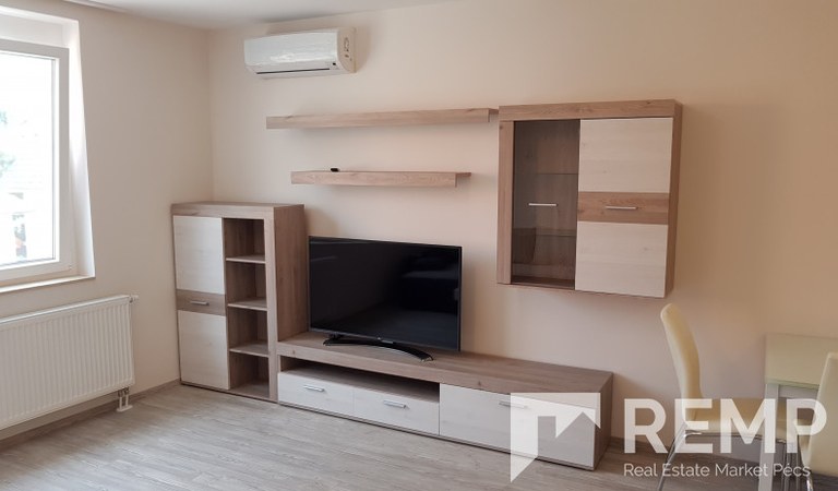 Kiadó egy hálós, első emeleti tégla lakás ! – 3. ingatlanfotó