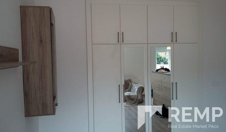 Pécs Belvárosában, egy hálószobás, modern lakás kiadó! – 3. ingatlanfotó
