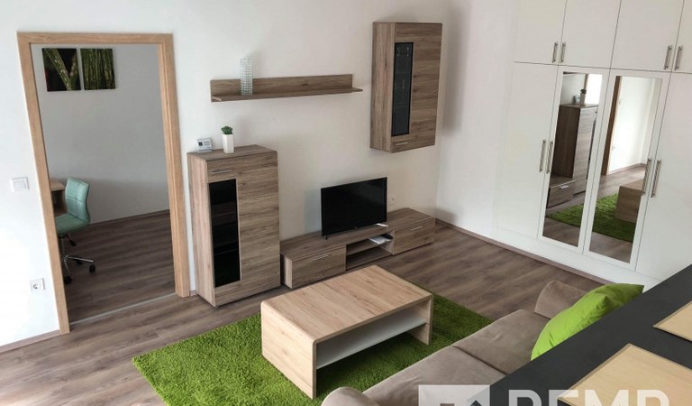Pécs Belvárosában, egy hálószobás, modern lakás kiadó! – 1. ingatlanfotó