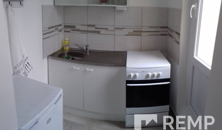 Igényesen berendezett stúdió lakás kiadó Kertvárosban – 3. property photo