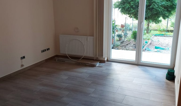 Pécsett Kertvárosban eladó egy felújított kertkapcsolatos lakás – 2. ingatlanfotó