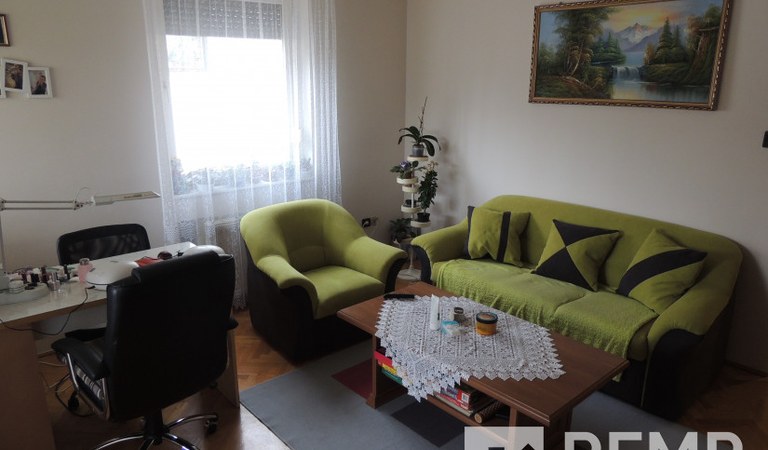 Eladó 3 háló nappali teraszos lakás Magyarürögben – 1. ingatlanfotó
