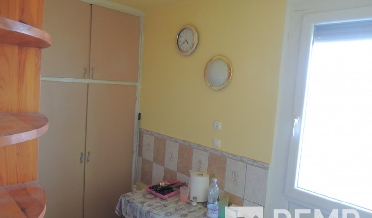 Pécsett Kertvárosban eladó egy 63m2 es erkélyes panel lakás – 2. ingatlanfotó