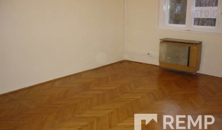 Pécsett Egyetemvárosban kiadó egy 35nm-es lakás – 2. ingatlanfotó