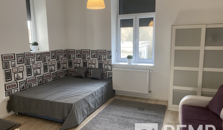 Studio flat for rent next to the Economic and Law school – 2. property photo
