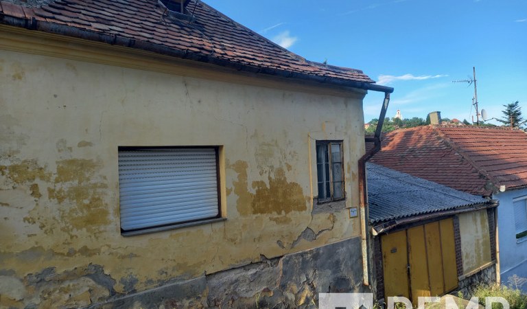 Újítsd fel, vagy építs újat – 1. ingatlanfotó