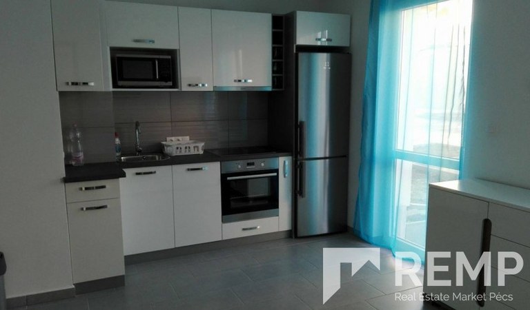 Kiadó 2 hálós lakás az Alkotmány utcában – 1. property photo