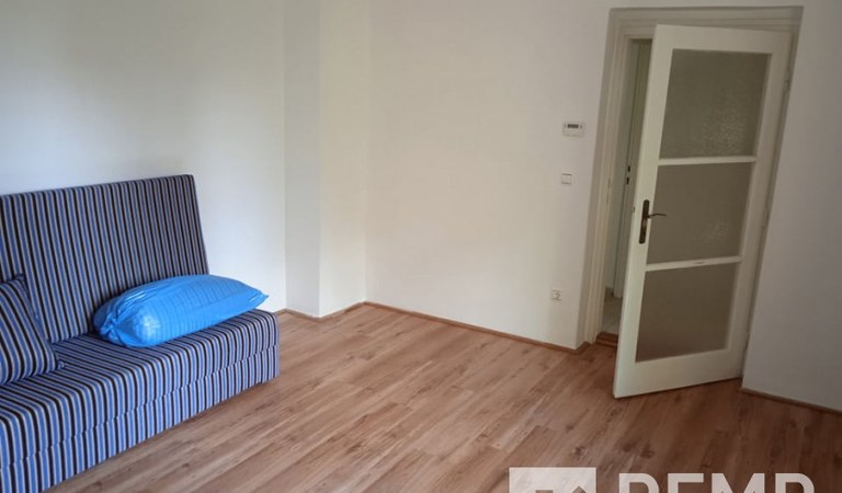 Pécsett Mecsek oldal Belváros határán, tégla lakás eladó! – 3. ingatlanfotó