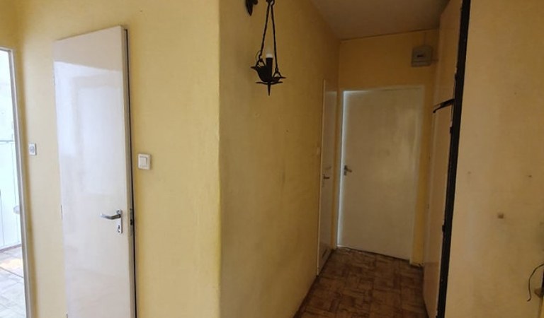 Pécsen, egyetemváros szívében 47 m2-es panellakás eladó – 2. ingatlanfotó