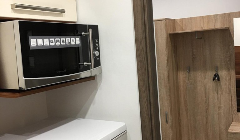Kiadó Egyetemvárosi panellakás! – 2. ingatlanfotó