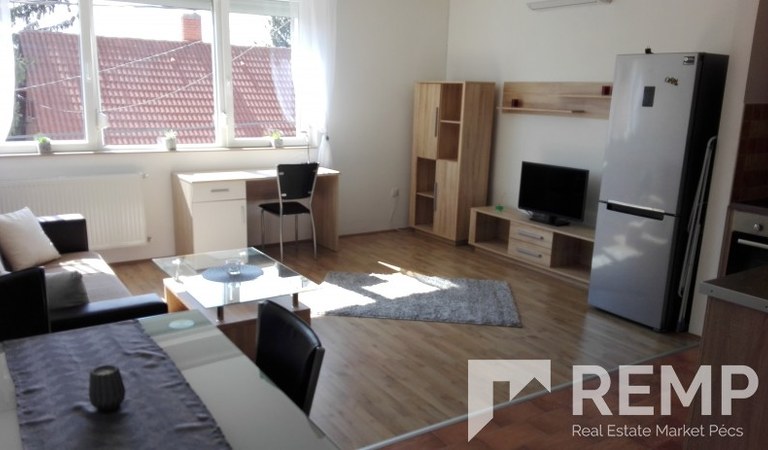 Kiadó a Lotz Károly utcában 2 szobás lakás – 1. property photo