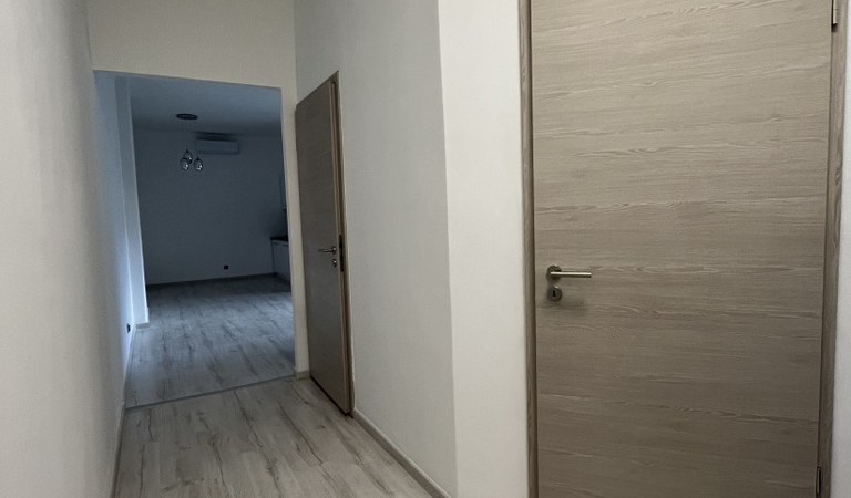 Pécs történelmi belváros szívében nagypolgári lakás eladó! – 1. ingatlanfotó