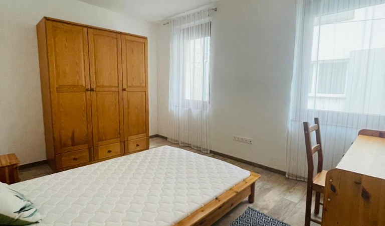 Pécsen Kiadó a történelmi Belváros szívében 2 hálós, erkélyes lakás! – 3. ingatlanfotó