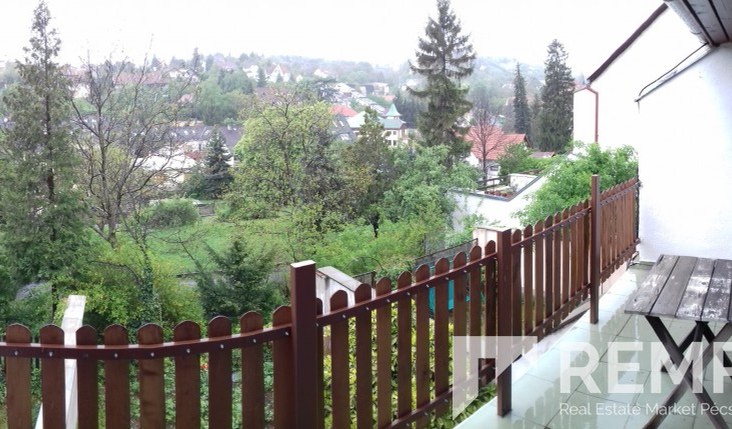 Eladó 76 m2 belső szintes lakás Pécs zöldövezetében – 1. ingatlanfotó