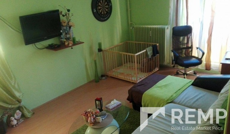 Eladó felújított, igényes 2 szobás lakás – 3. ingatlanfotó